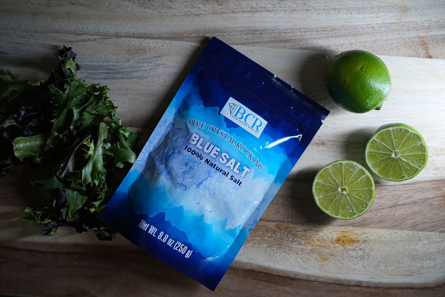 Natural blue crystal rock salt coarse grain 3 to 6 mm